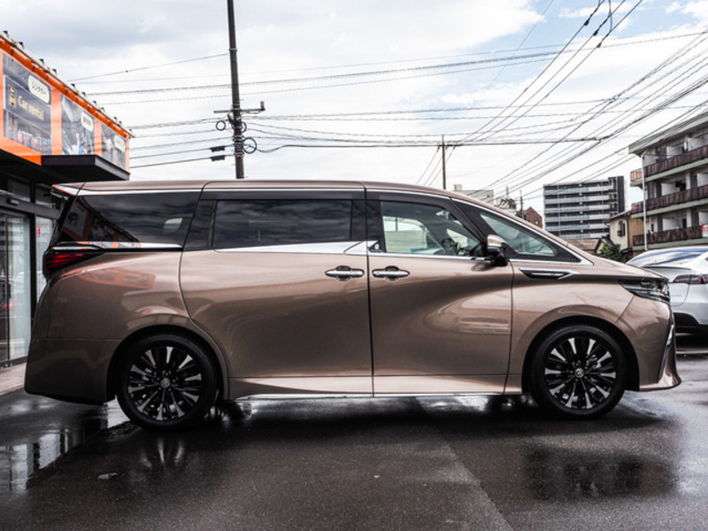 ALPHARD-12