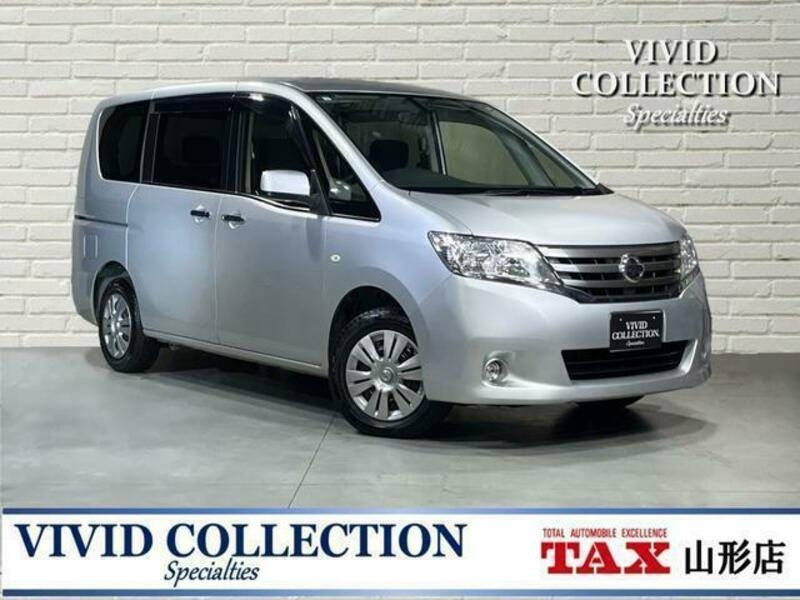 NISSAN　SERENA