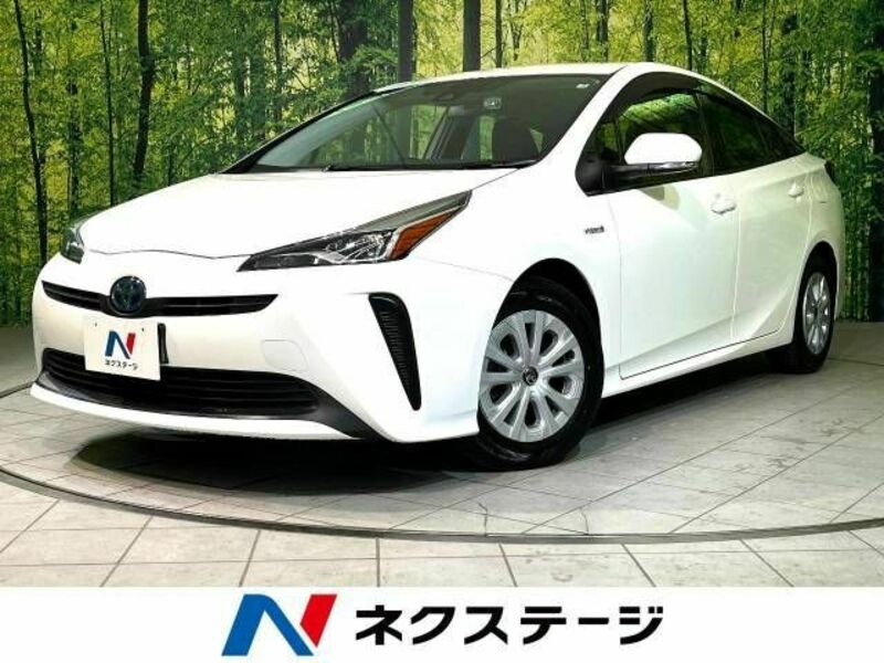 TOYOTA　PRIUS