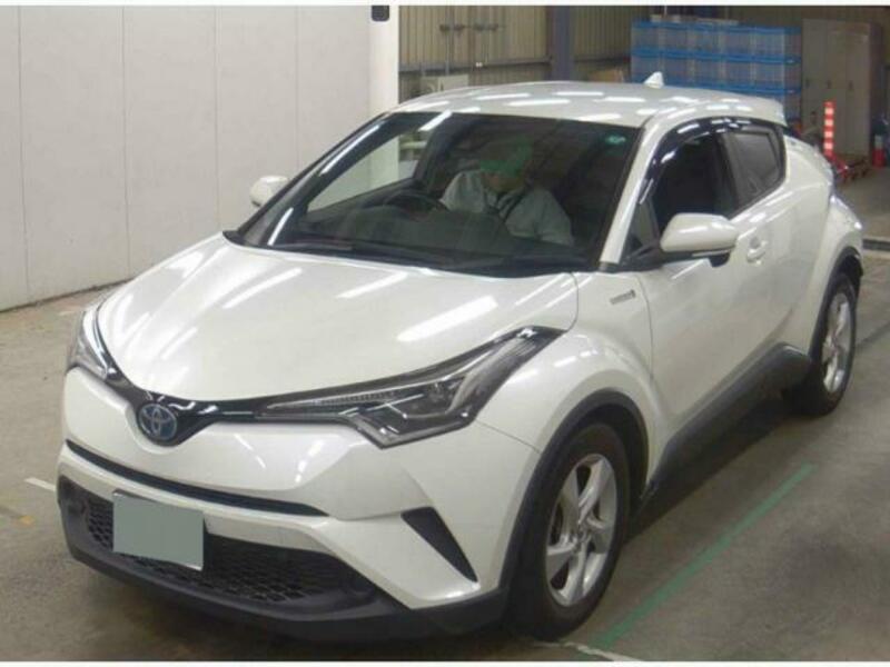 TOYOTA　C-HR