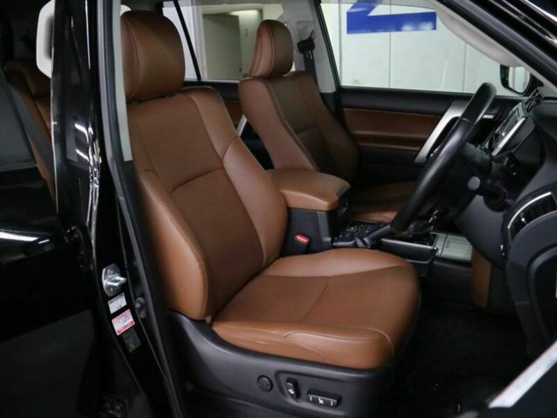 LAND CRUISER PRADO-11