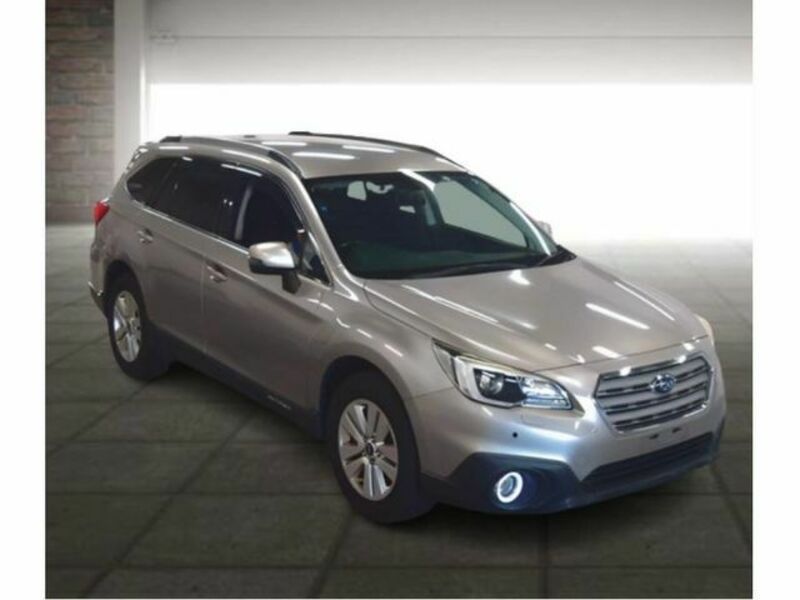 SUBARU　LEGACY OUTBACK