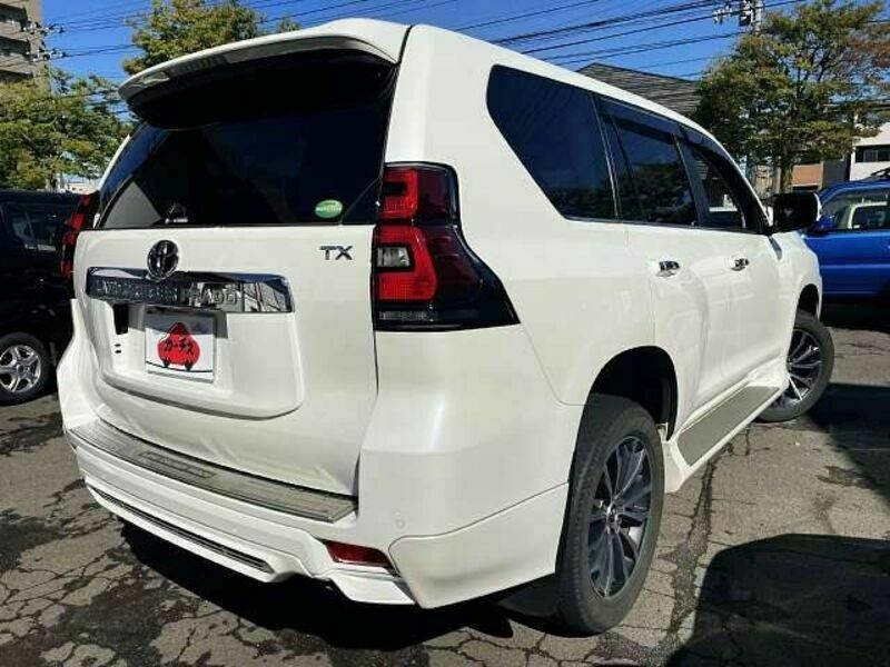 LAND CRUISER PRADO-2