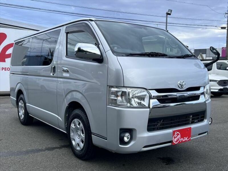 HIACE VAN-11