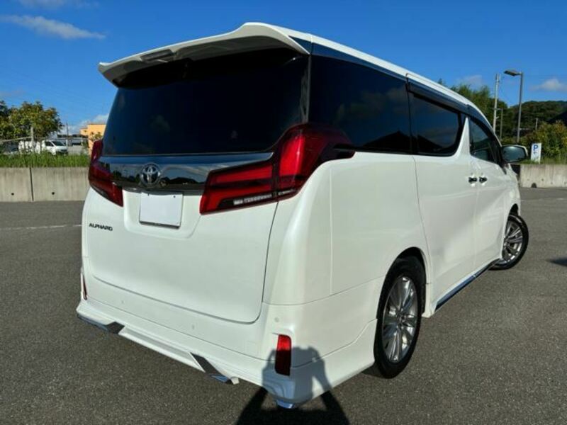 ALPHARD-1