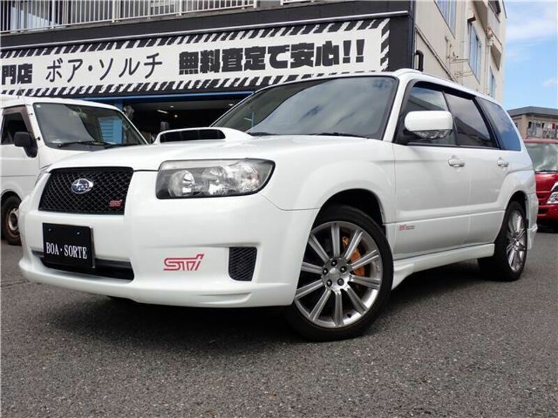 SUBARU　FORESTER