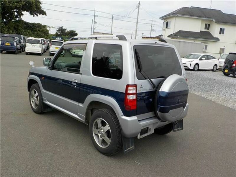 PAJERO MINI-1