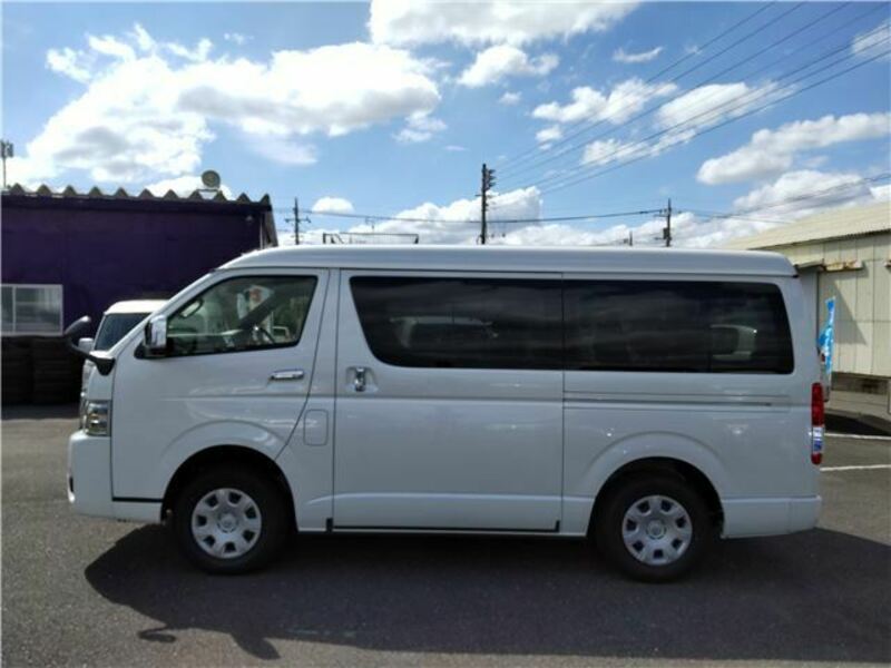 HIACE VAN-4