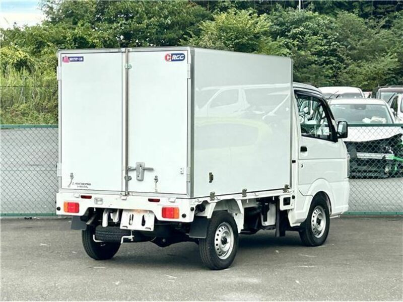 MINICAB TRUCK-1