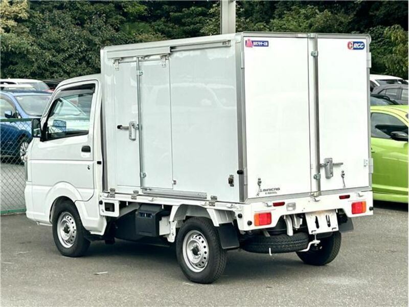 MINICAB TRUCK-11