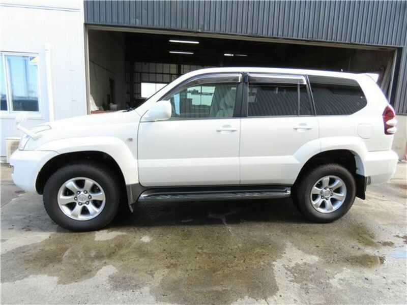 LAND CRUISER PRADO-4