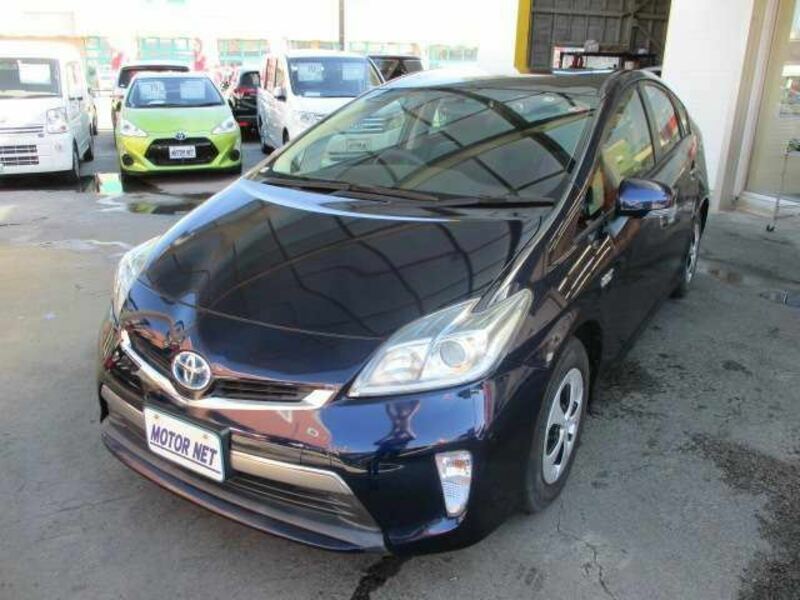 PRIUS PHV