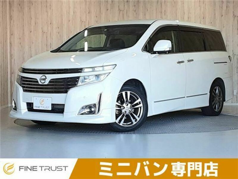 NISSAN　ELGRAND