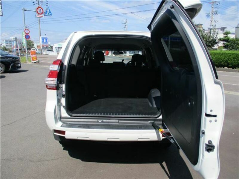 LAND CRUISER PRADO-15