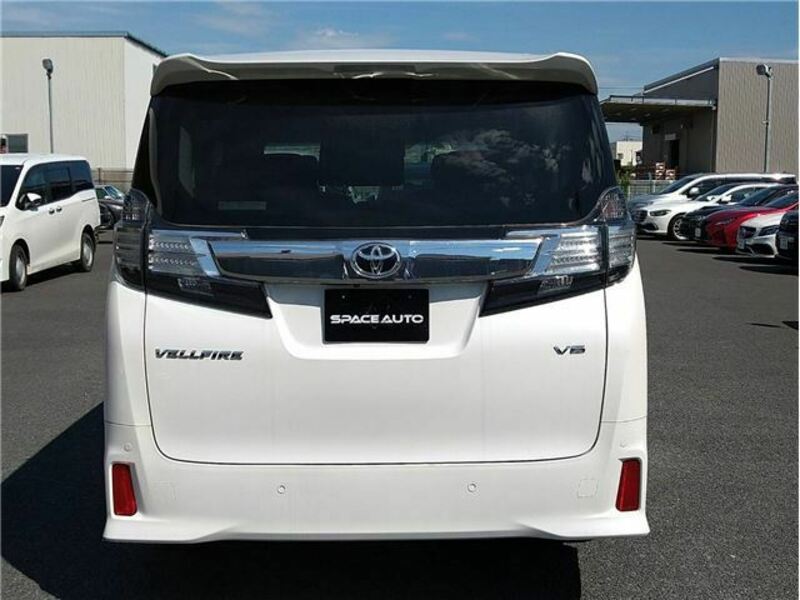 VELLFIRE-5