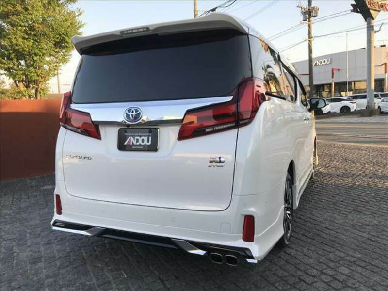 ALPHARD-8