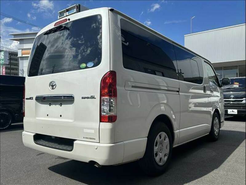 HIACE VAN-14