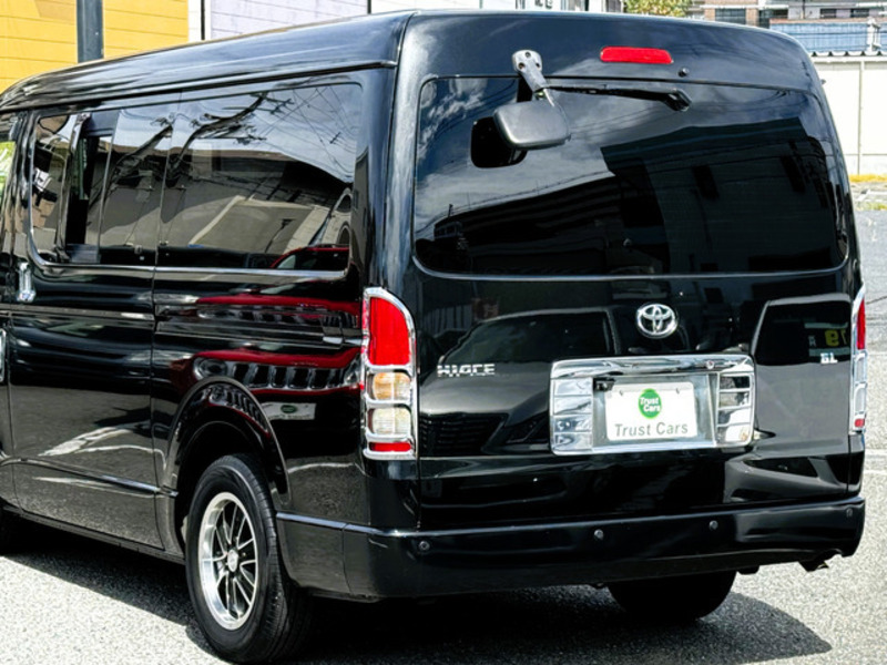 HIACE-9