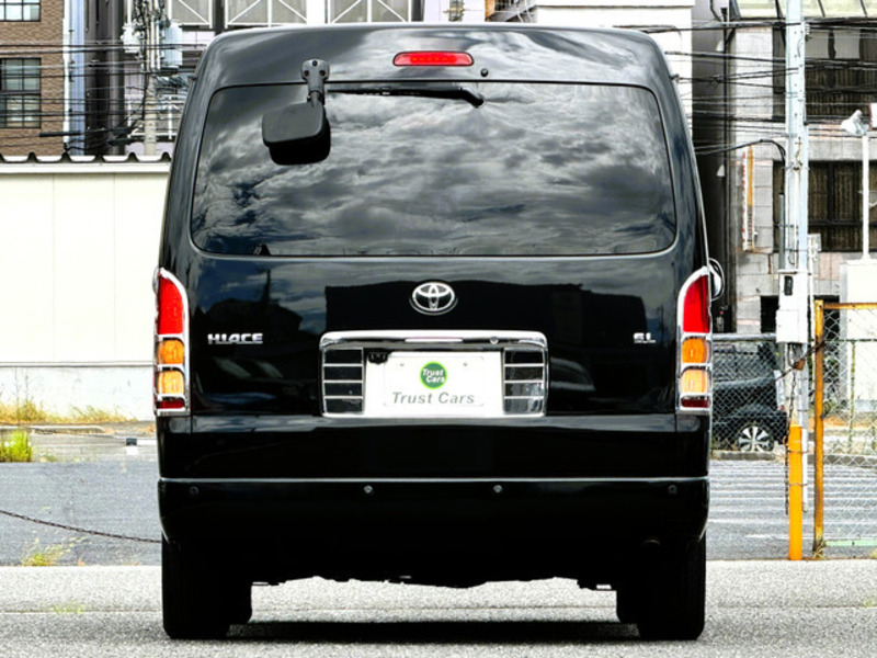 HIACE-5