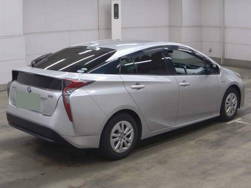 PRIUS-3