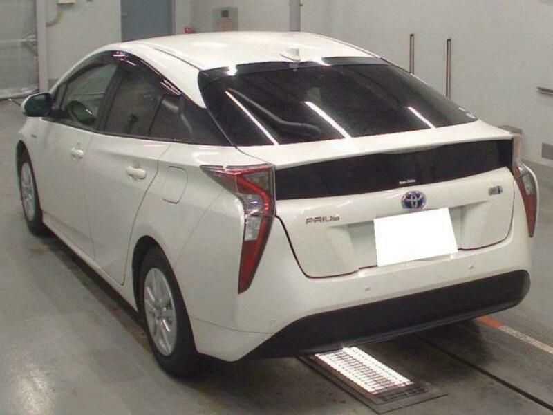 PRIUS-3