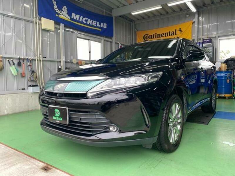 TOYOTA　HARRIER