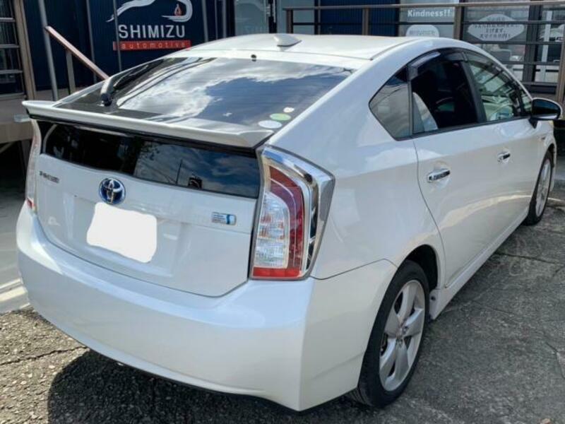 PRIUS-1