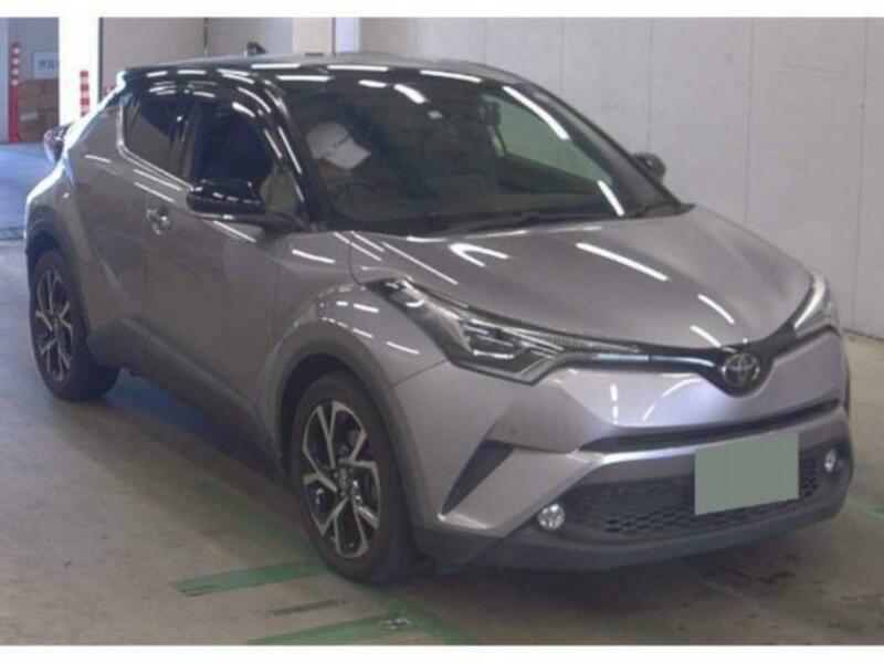 TOYOTA　C-HR