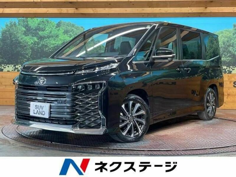 TOYOTA　VOXY