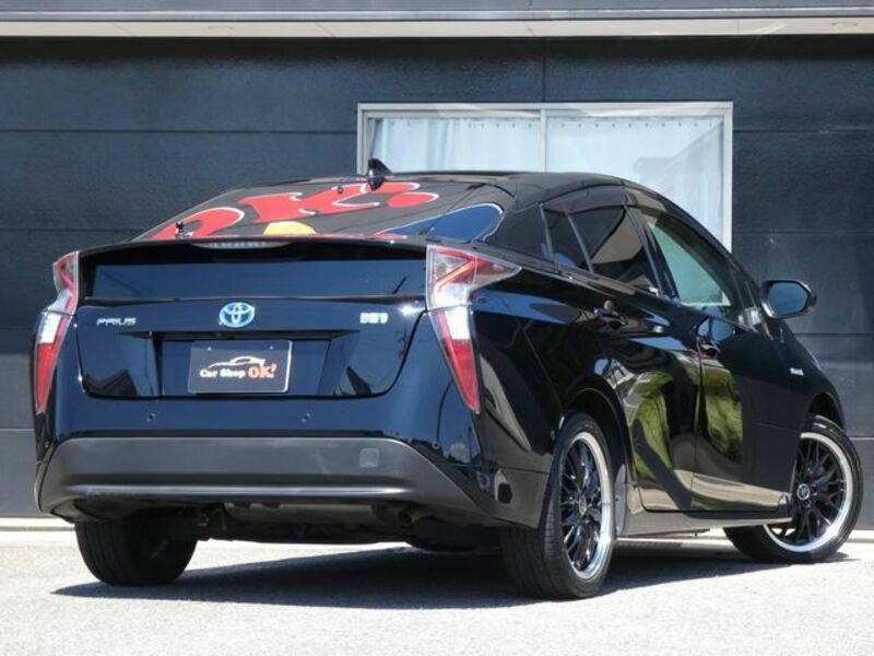 PRIUS-27