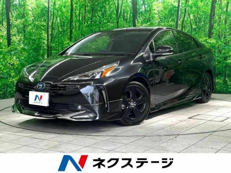 TOYOTA　PRIUS