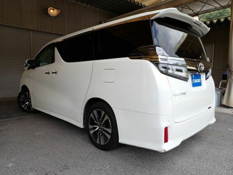 VELLFIRE-2