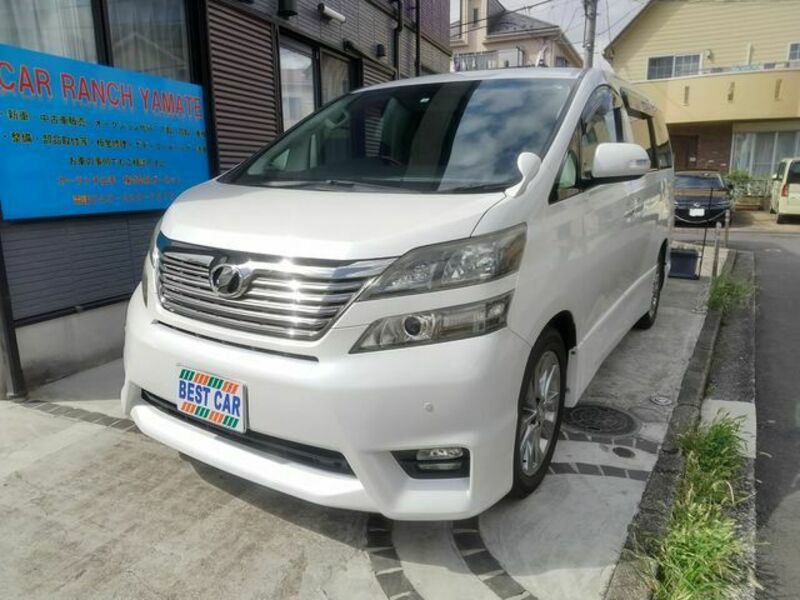 TOYOTA　VELLFIRE