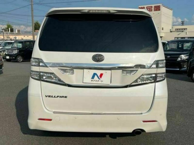 VELLFIRE-16