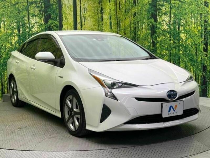 PRIUS-16