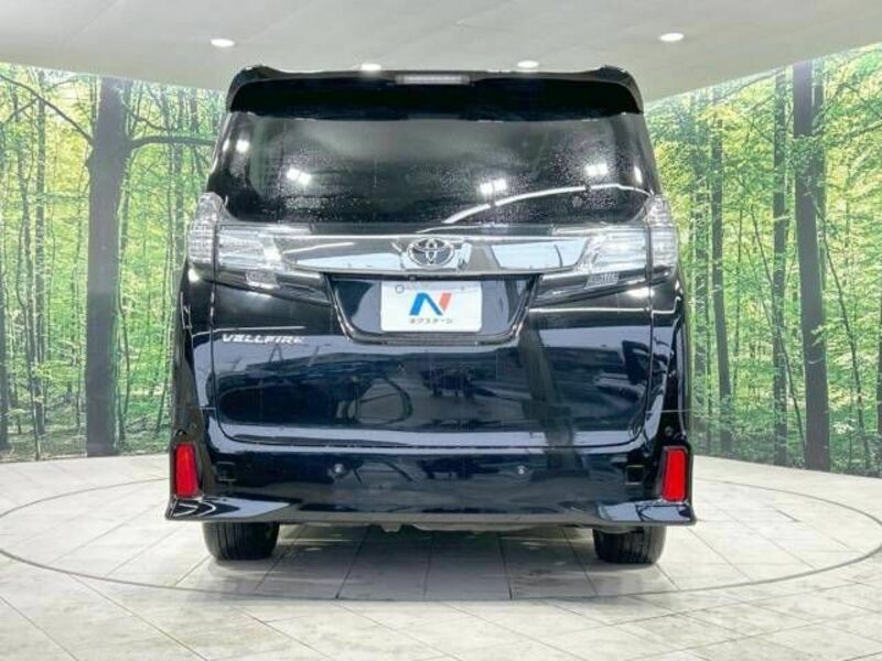 VELLFIRE-16