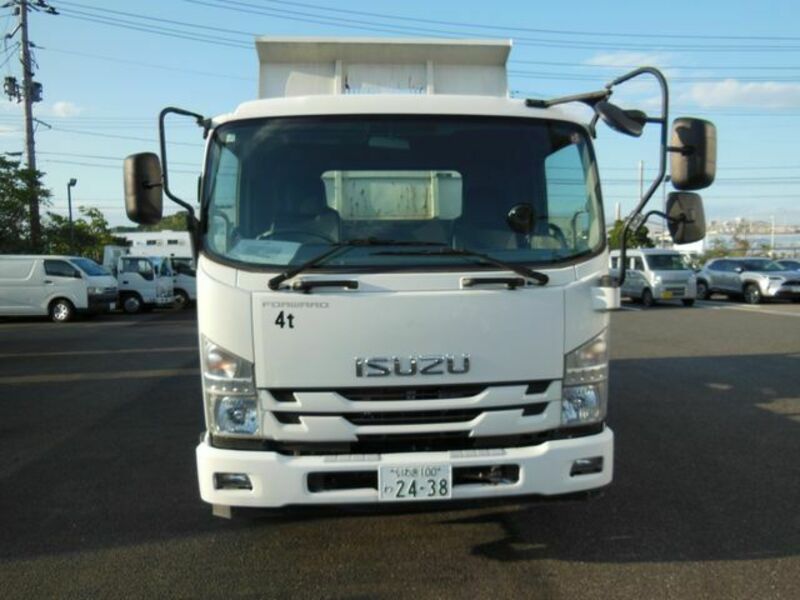 ISUZU　FORWARD