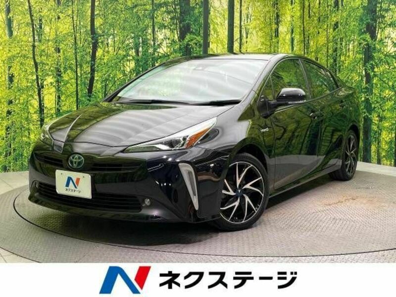 TOYOTA　PRIUS