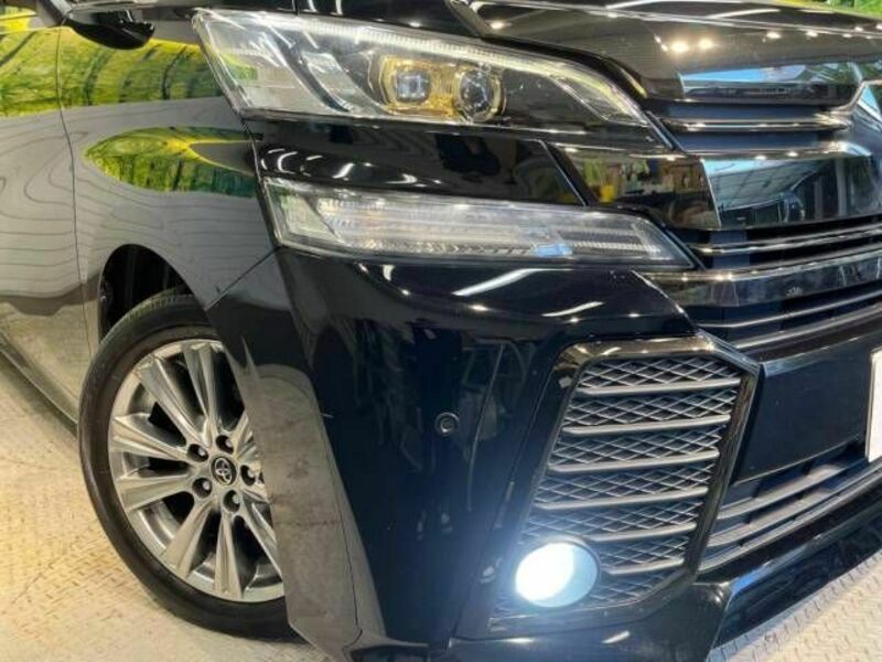 VELLFIRE-12