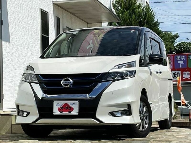 NISSAN　SERENA