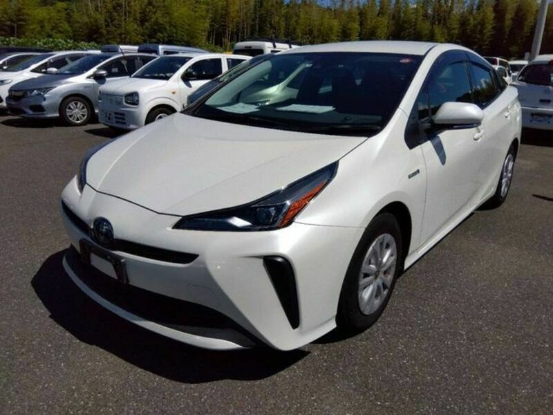 TOYOTA　PRIUS