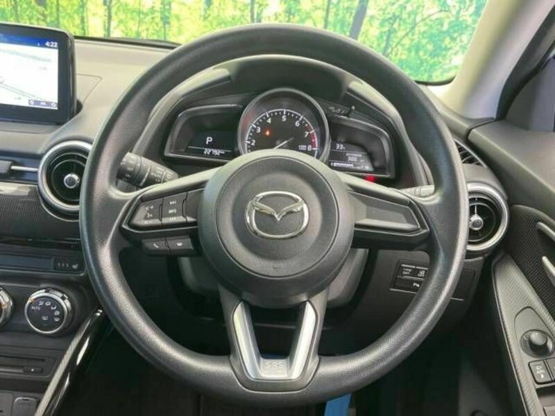 MAZDA2-11