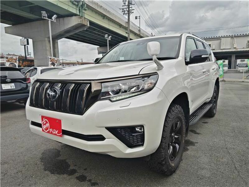 TOYOTA　LAND CRUISER PRADO