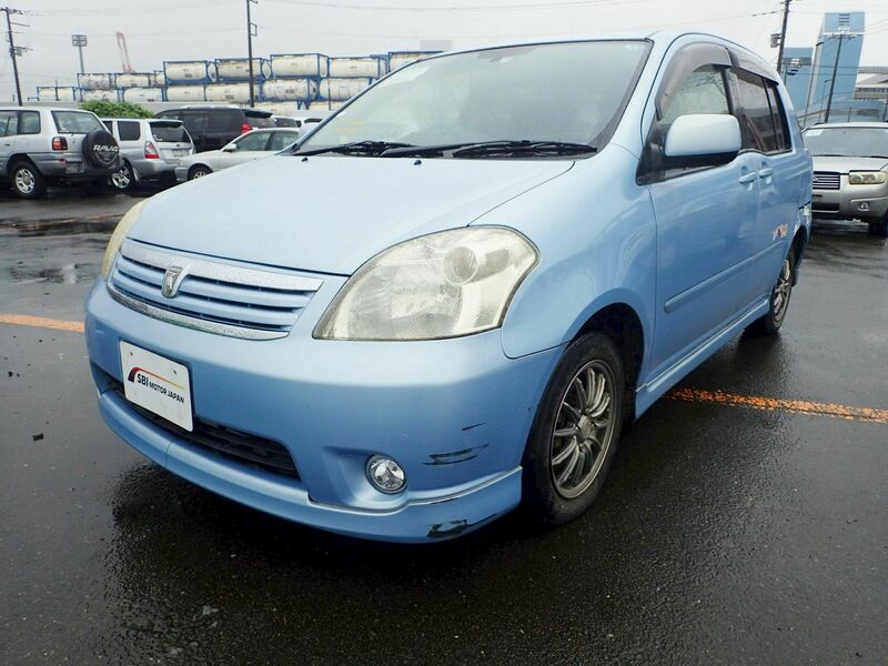 TOYOTA RAUM