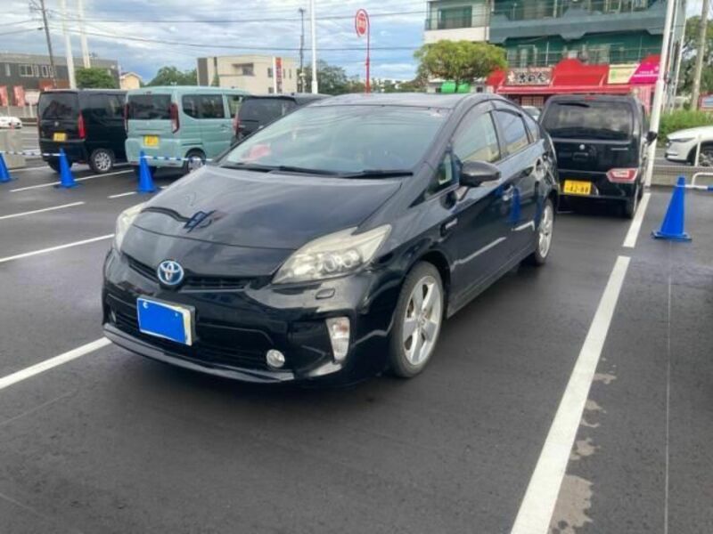 TOYOTA　PRIUS