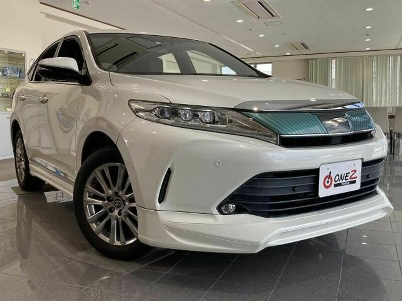 TOYOTA　HARRIER