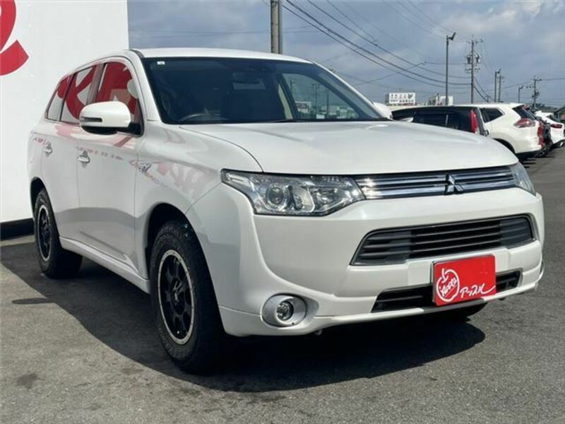 OUTLANDER PHEV-13