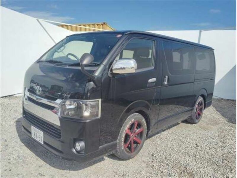 HIACE VAN-11