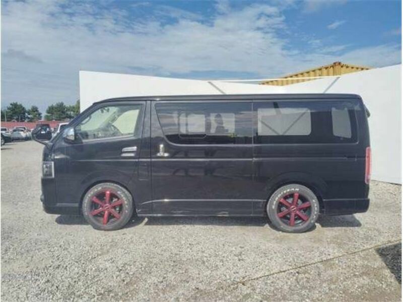 HIACE VAN-17