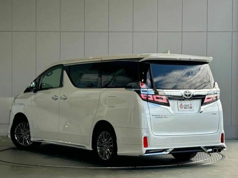 VELLFIRE-25